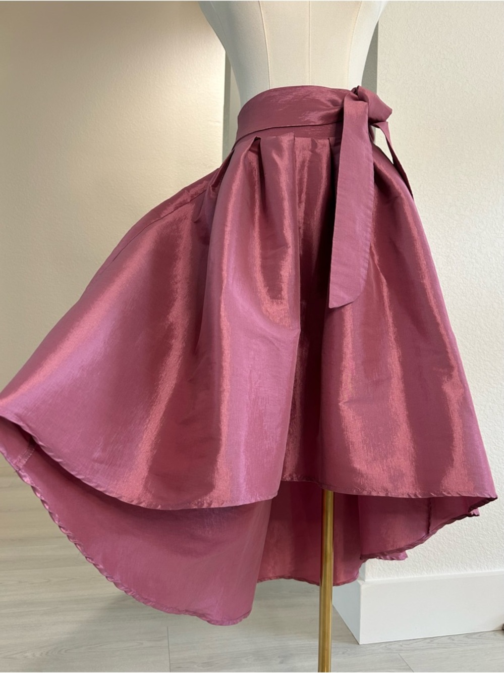 Haute Monde Mauve-Pink Asymmetrical High-Low Taffeta Skirt with Sash